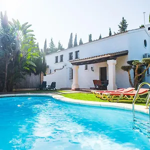 Araucaria, En Cortijo Pinitos Сasa de vacaciones